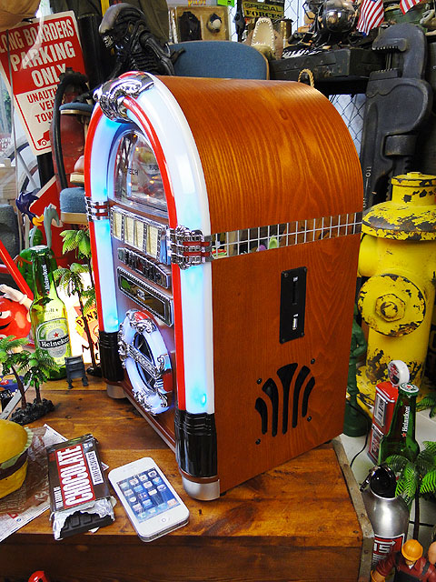 jukebox型CDプレイヤーLONDON – SURISE MUSIC